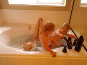 The kids LOVE to bathe in my tub - so FUN!